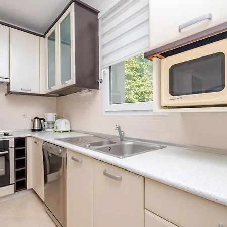 Flat With Sea View And Shared Pool In Bodrum *